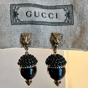 GUCCI Tiger Earrings Gold Plated Rhinestone Black Clip-on